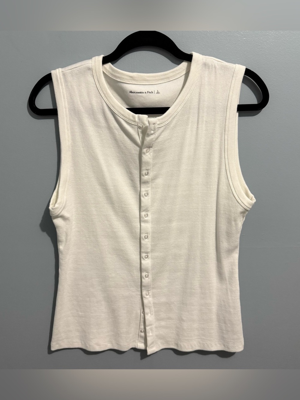Abercrombie & Fitch White Button Tank Size large